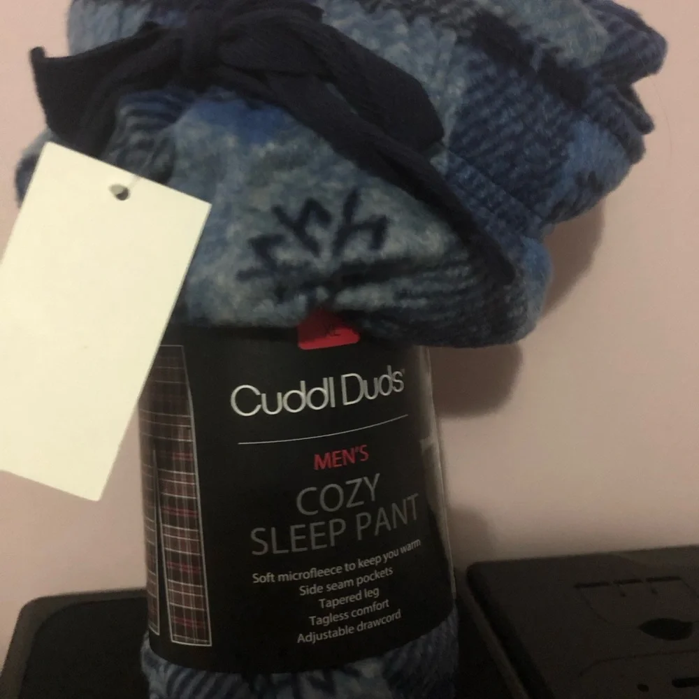 Cuddl Duds Men’s Cozy Sleep Pant - Blue Plaid with Snowflakes